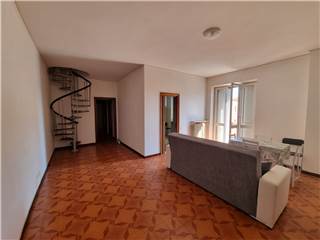 Apri Galleria Immagini